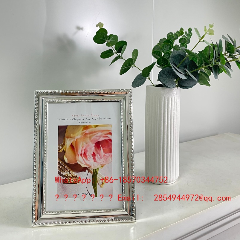 Moldura de Metal Prateada de L - Lighting Decor Photos avaliação e preço